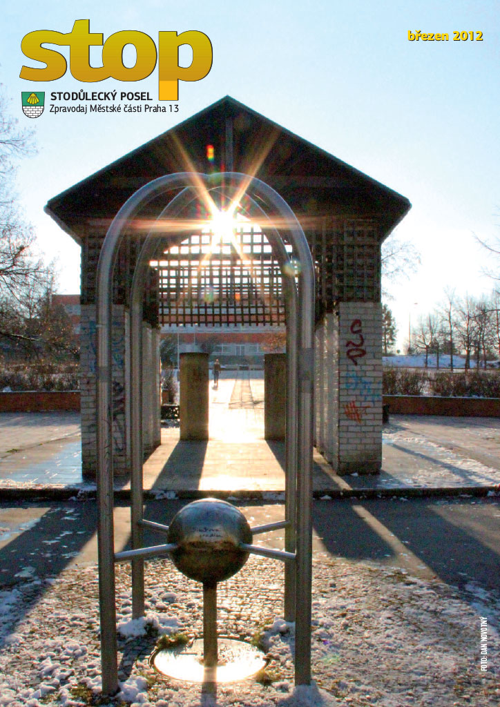 březen 2012 - obálka